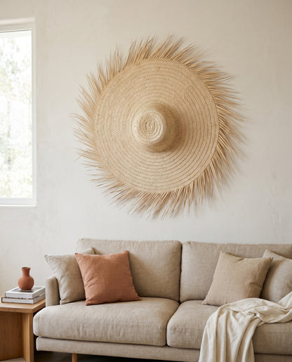 AMALOU - Chapeau mural en palme - Franges naturelles