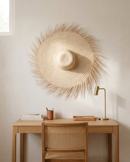 AMALOU - Chapeau mural en palme - Franges naturelles