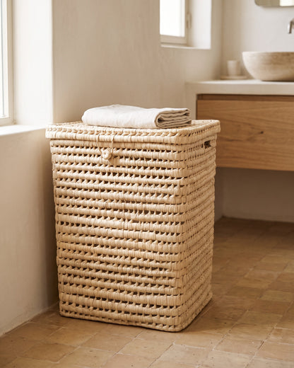 TAMGHART - Panier à linge en palme - Carré — détail du tressage 55 cm