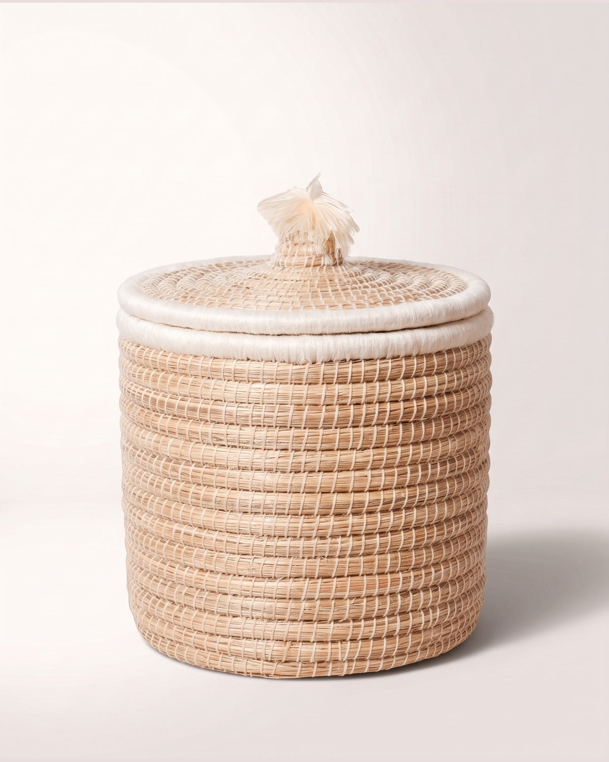 TAMOUZIGA - Manne berbère en alfa - Spirale blanc — vue produit 20 cm